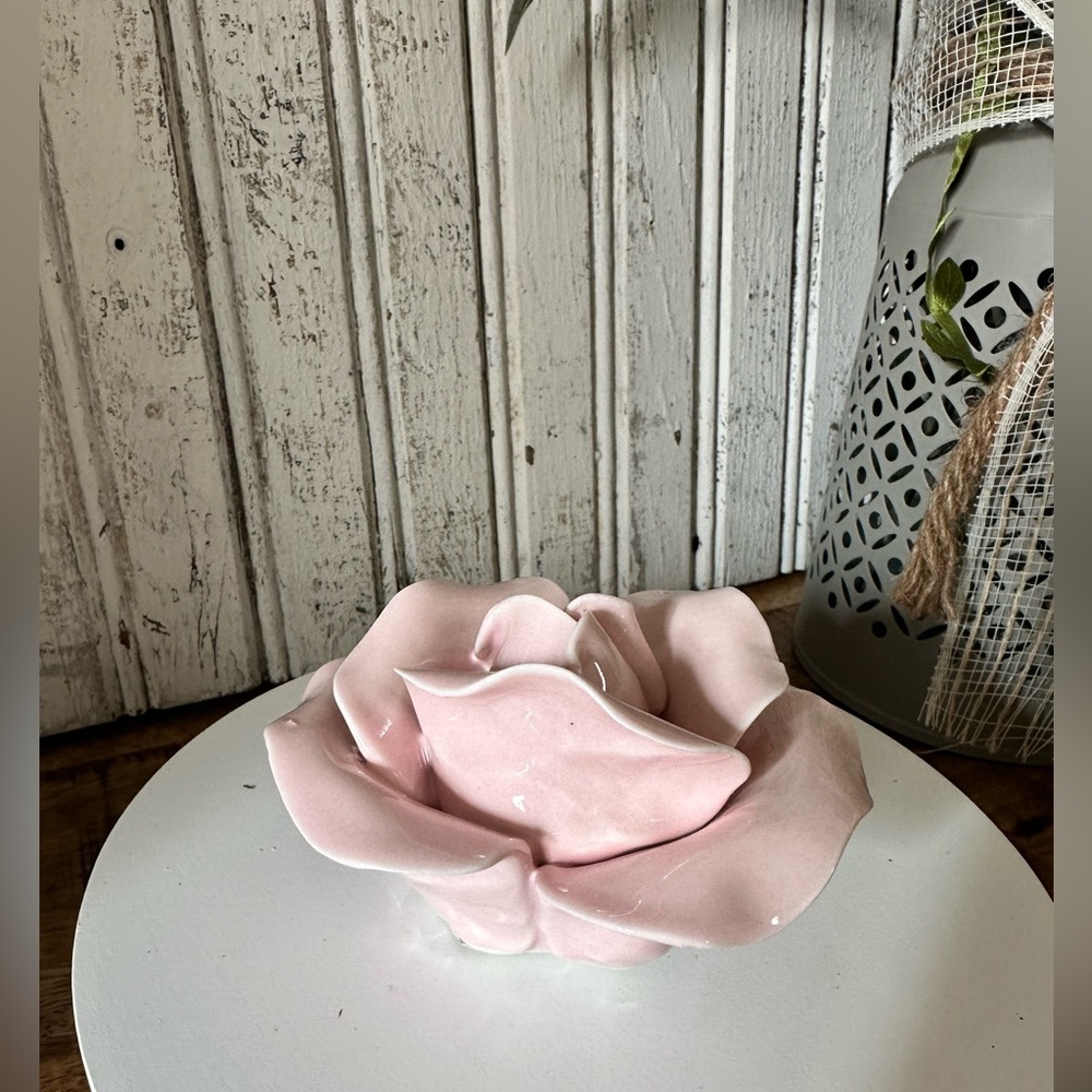 Porcelain Pink Flower - Picture 5 of 5